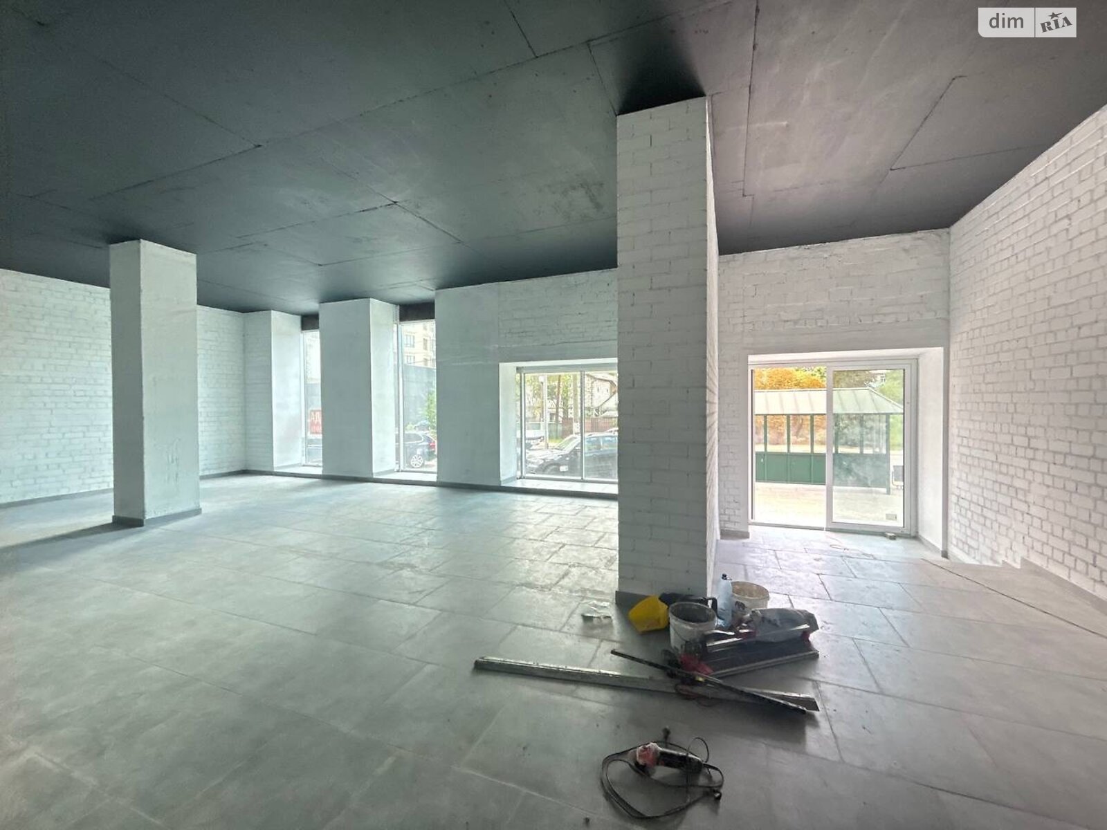 Аренда офисного помещения в Ирпене, Матвея Донцова (Тургеневская) улица 24, помещений - 1, этаж - 1 фото 1