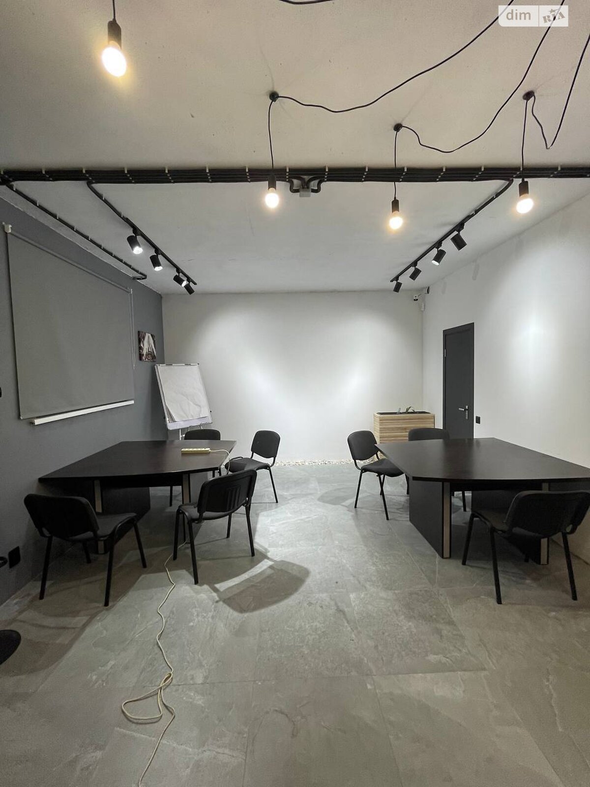 Аренда офисного помещения в Ирпене, Университетская (Карла Маркса) улица 2Ф/3, помещений - 2 фото 1 Аренда офисного помещения в Ирпене, Университетская (Карла Маркса) улица 2Ф/3, помещений - 2 фото 1