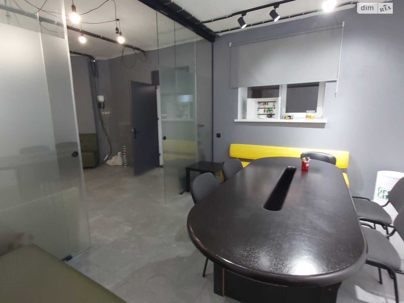 Аренда офисного помещения в Ирпене, Университетская (Карла Маркса) улица 2Ф/1, помещений - 2 фото 1 Аренда офисного помещения в Ирпене, Университетская (Карла Маркса) улица 2Ф/1, помещений - 2 фото 1