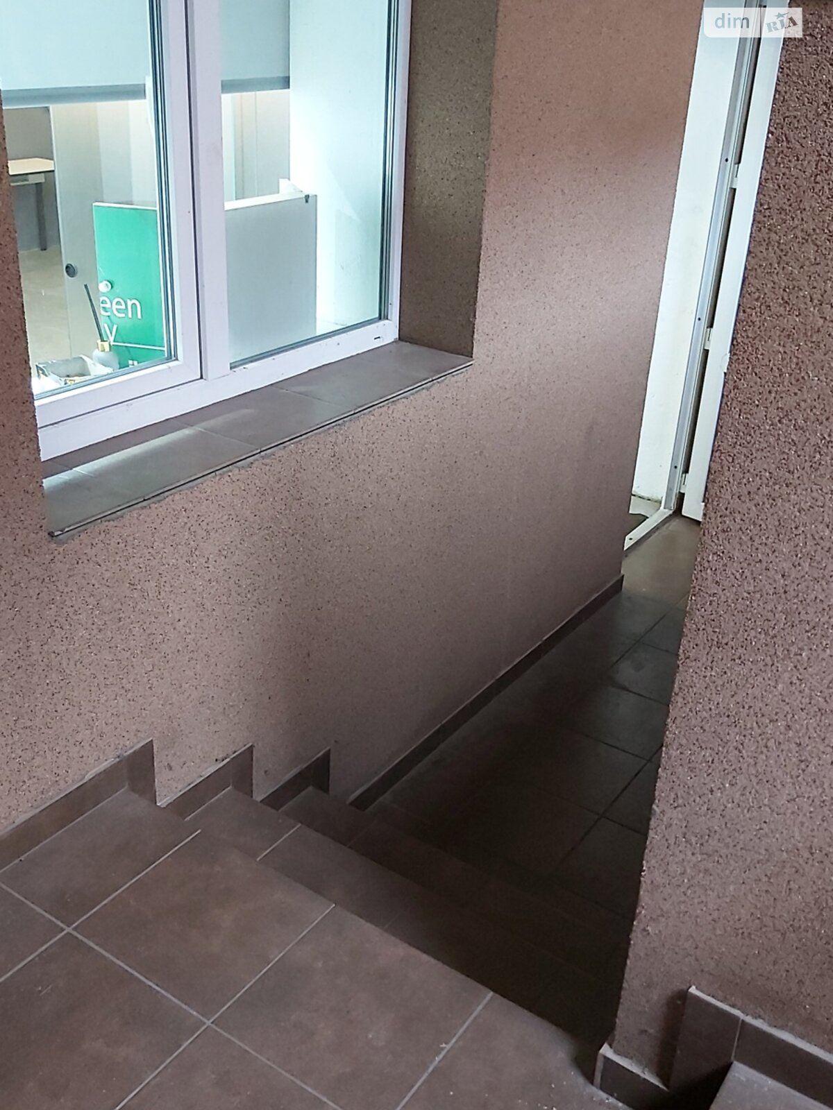 Аренда офисного помещения в Ирпене, Университетская (Карла Маркса) улица 2Ф/1, помещений - 2 фото 1 Аренда офисного помещения в Ирпене, Университетская (Карла Маркса) улица 2Ф/1, помещений - 2 фото 1