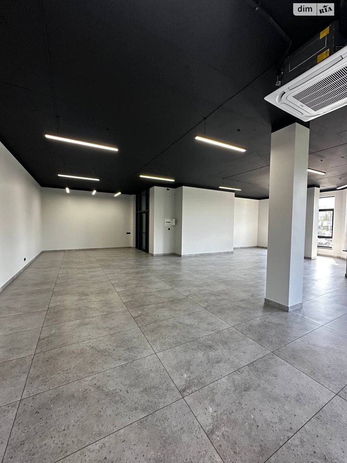 Аренда офисного помещения в Ивано-Франковске, 22 января улица, помещений - 1, этаж - 2 фото 1