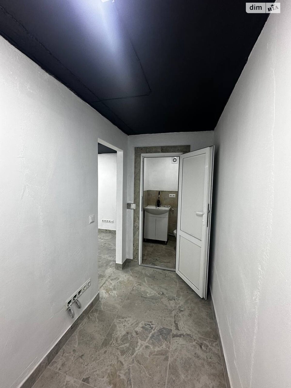 Аренда офисного помещения в Ивано-Франковске, Национальной Гвардии улица, помещений - 1, этаж - 1 фото 1