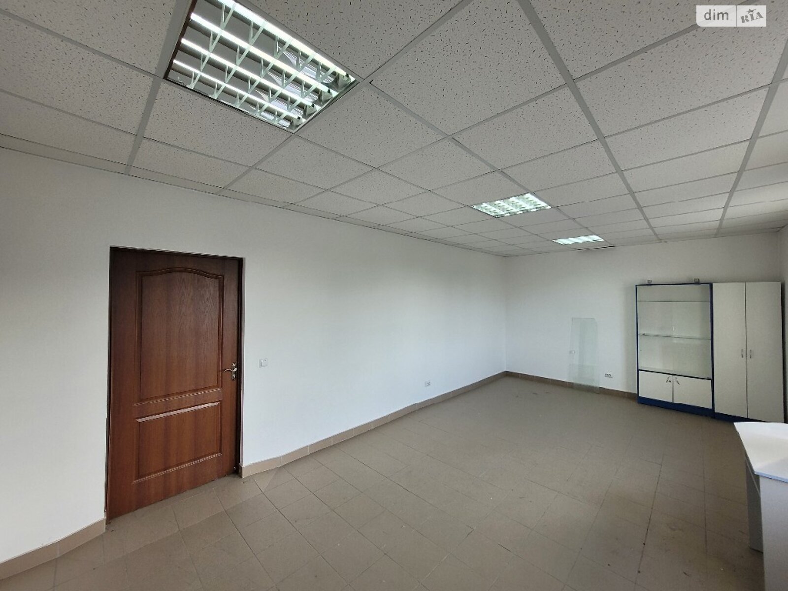 Аренда офисного помещения в Ивано-Франковске, Полевая улица, помещений - 1, этаж - 2 фото 1