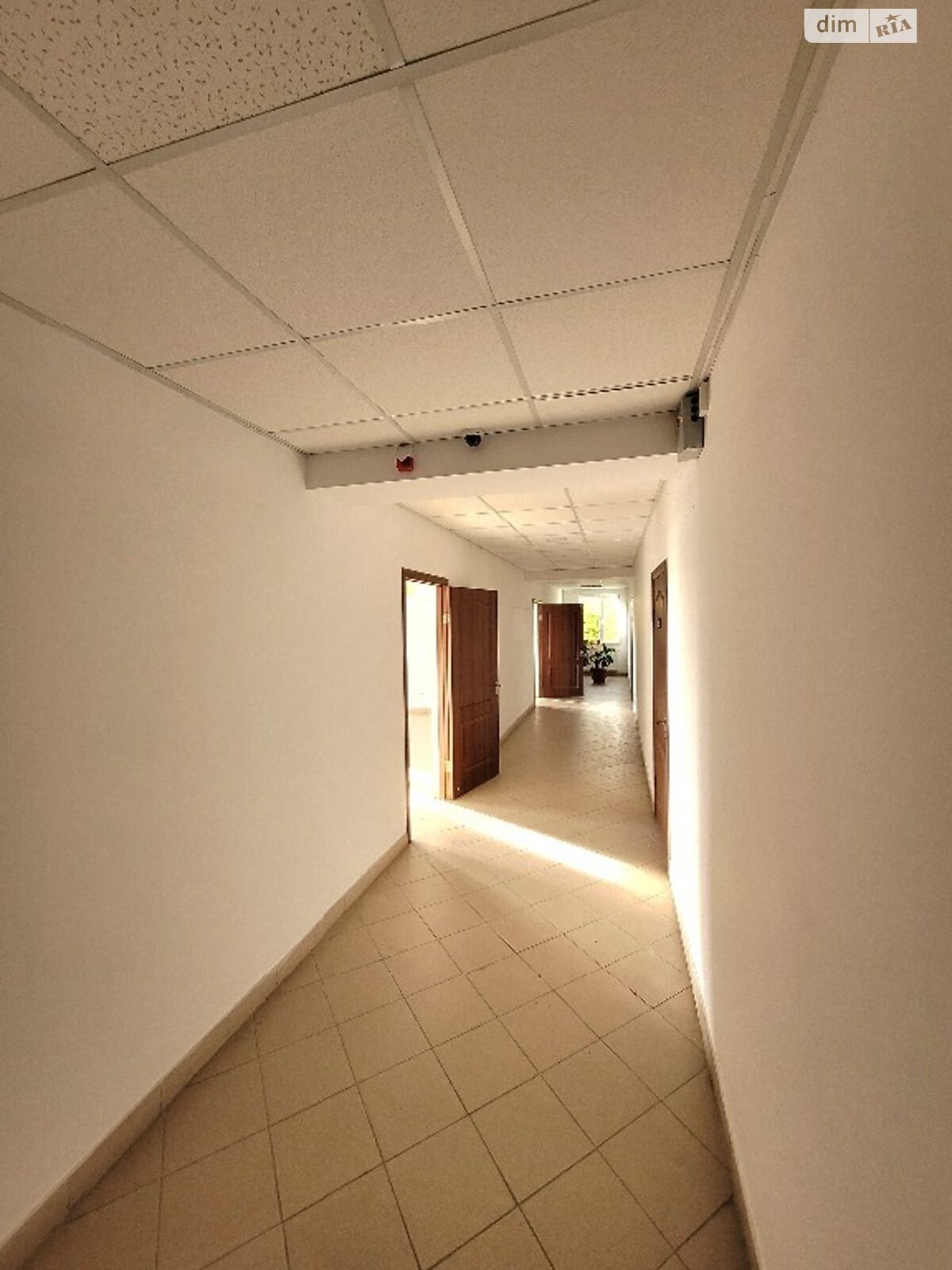 Аренда офисного помещения в Ивано-Франковске, Полевая улица, помещений - 1, этаж - 2 фото 1