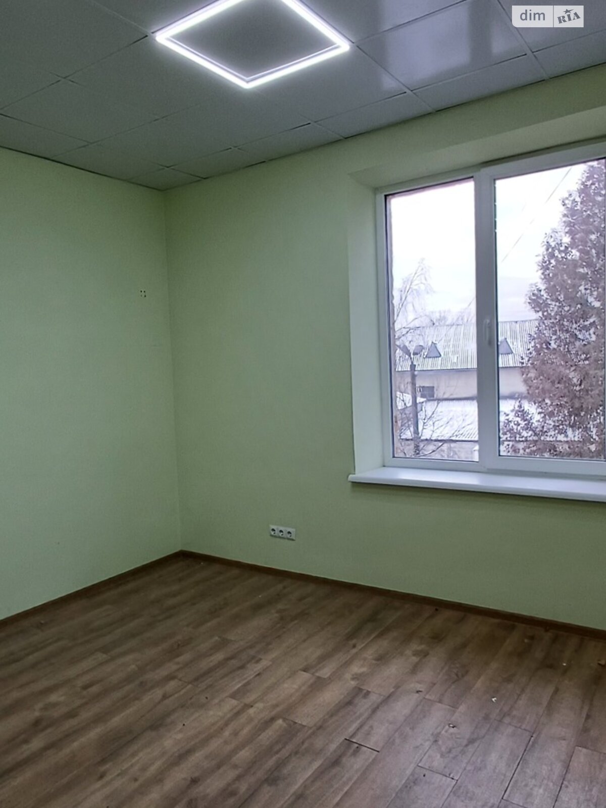 Аренда офисного помещения в Ивано-Франковске, Ботаническая улица 6, помещений - 2, этаж - 3 фото 1 Аренда офисного помещения в Ивано-Франковске, Ботаническая улица 6, помещений - 2, этаж - 3 фото 1