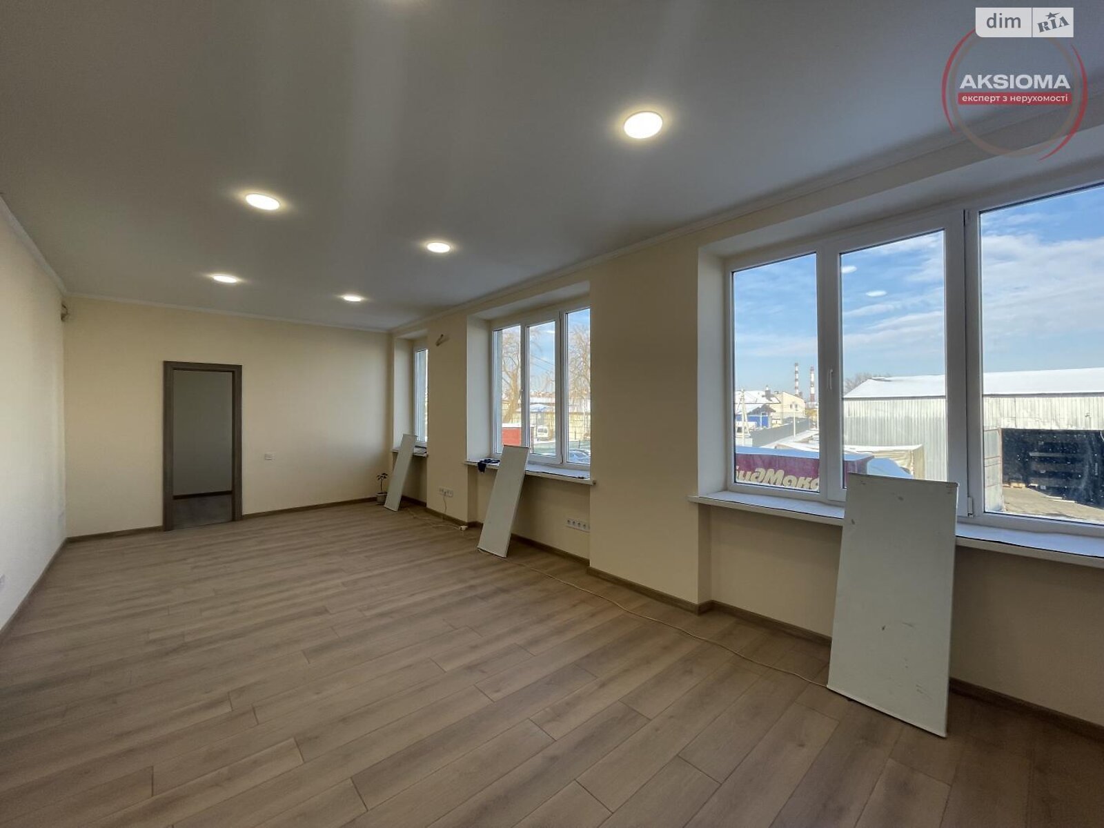 Оренда офісного приміщення в Івано-Франківську, Ребета Л. вулиця, приміщень - 8, поверх - 2 фото 1