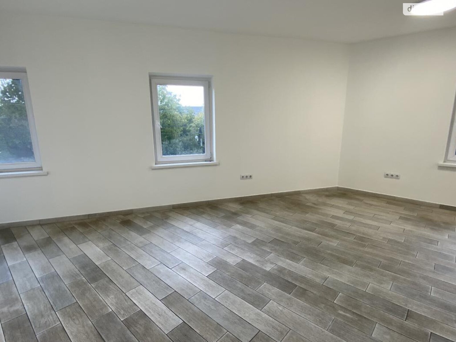 Оренда офісного приміщення в Івано-Франківську, Ребета Л. вулиця, приміщень - 1, поверх - 2 фото 1 Оренда офісного приміщення в Івано-Франківську, Ребета Л. вулиця, приміщень - 1, поверх - 2 фото 1