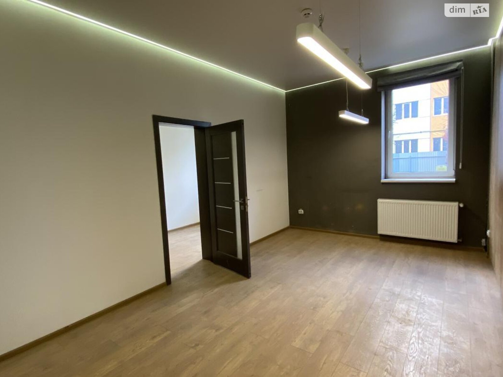 Аренда офисного помещения в Ивано-Франковске, Барнича, помещений - 7, этаж - 1 фото 1