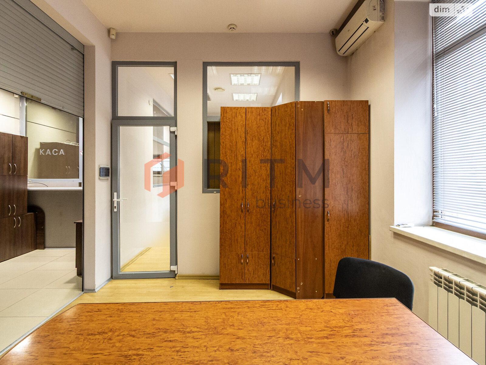 Аренда офисного помещения в Ивано-Франковске, Орлика Филиппа улица, помещений -, этаж - 1 фото 1