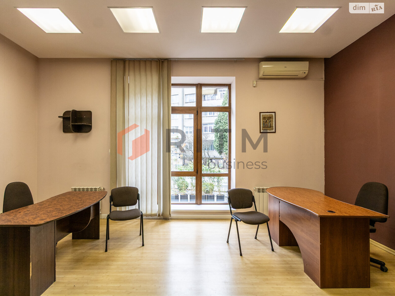 Аренда офисного помещения в Ивано-Франковске, Орлика Филиппа улица, помещений -, этаж - 1 фото 1