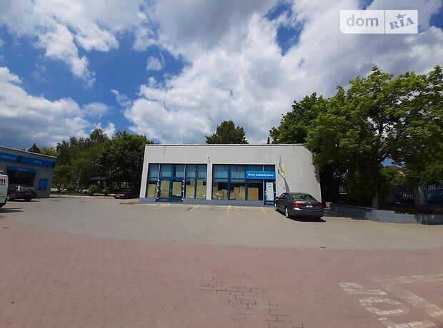Оренда офісного приміщення в Івано-Франківську, Галицька вулиця, приміщень - 3, поверх - 1 фото 1 Оренда офісного приміщення в Івано-Франківську, Галицька вулиця, приміщень - 3, поверх - 1 фото 1