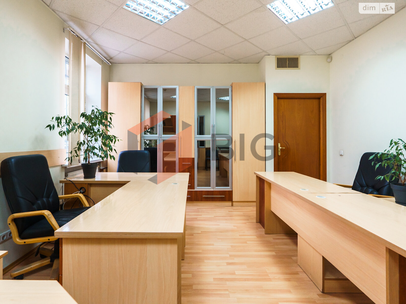 Аренда офисного помещения в Ивано-Франковске, Вовчинецька улица, помещений - 6, этаж - 2 фото 1