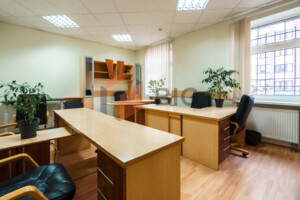 Аренда офисного помещения в Ивано-Франковске, Вовчинецька улица, помещений - 6, этаж - 2 фото 2