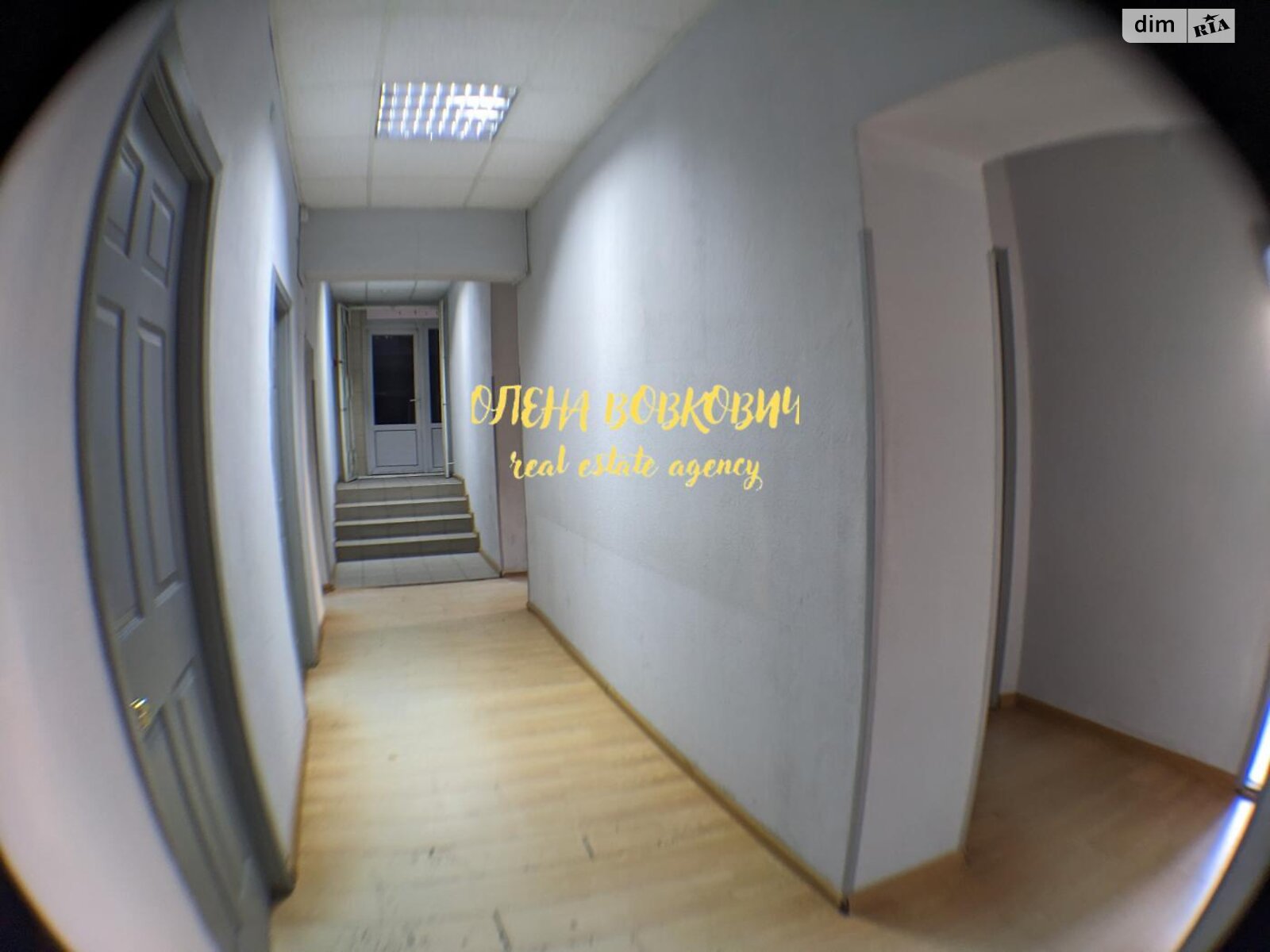 Аренда офисного помещения в Ивано-Франковске, Чапаева улица, помещений - 8, этаж - 3 фото 1