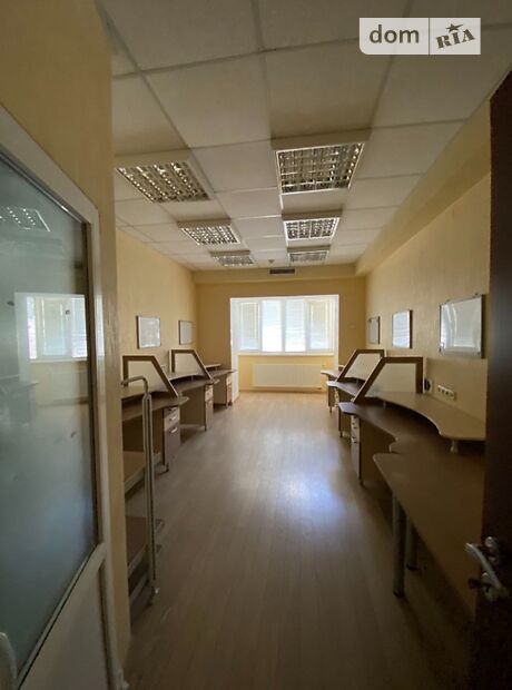 Аренда офисного помещения в Ивано-Франковске, Данила Короля улица, помещений - 3, этаж - 1 фото 1 Аренда офисного помещения в Ивано-Франковске, Данила Короля улица, помещений - 3, этаж - 1 фото 1