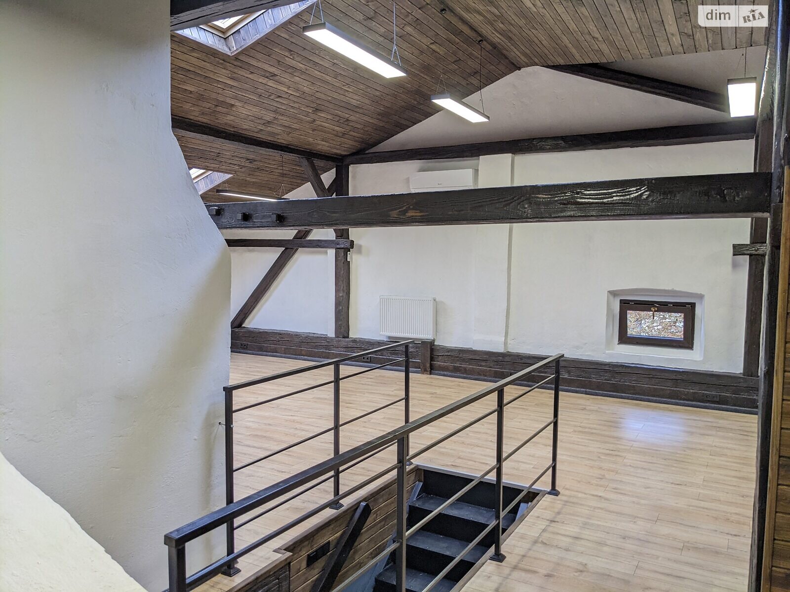 Аренда офисного помещения в Ивано-Франковске, Гетьмана Ивана Мазепы улица 20, помещений - 2, этаж - 3 фото 1 Аренда офисного помещения в Ивано-Франковске, Гетьмана Ивана Мазепы улица 20, помещений - 2, этаж - 3 фото 1