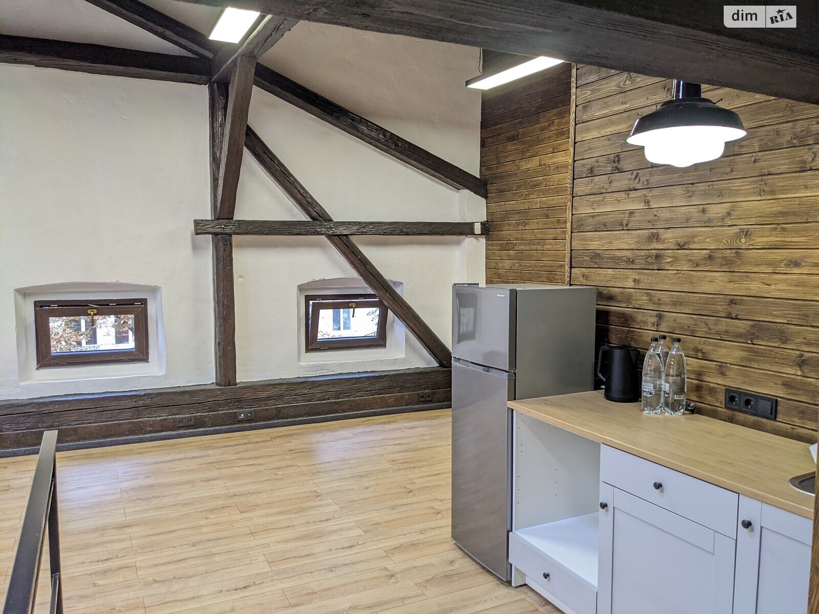 Аренда офисного помещения в Ивано-Франковске, Гетьмана Ивана Мазепы улица 20, помещений - 2, этаж - 3 фото 1 Аренда офисного помещения в Ивано-Франковске, Гетьмана Ивана Мазепы улица 20, помещений - 2, этаж - 3 фото 1