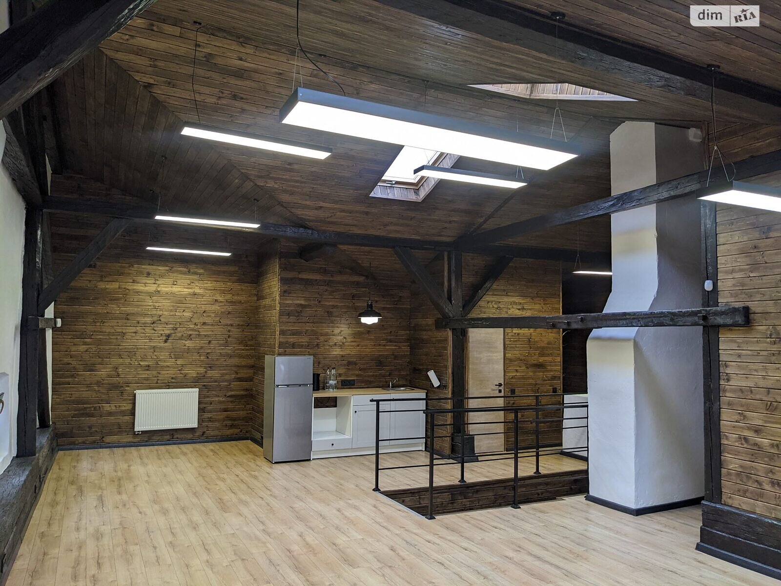 Аренда офисного помещения в Ивано-Франковске, Гетьмана Ивана Мазепы улица 20, помещений - 2, этаж - 3 фото 1 Аренда офисного помещения в Ивано-Франковске, Гетьмана Ивана Мазепы улица 20, помещений - 2, этаж - 3 фото 1