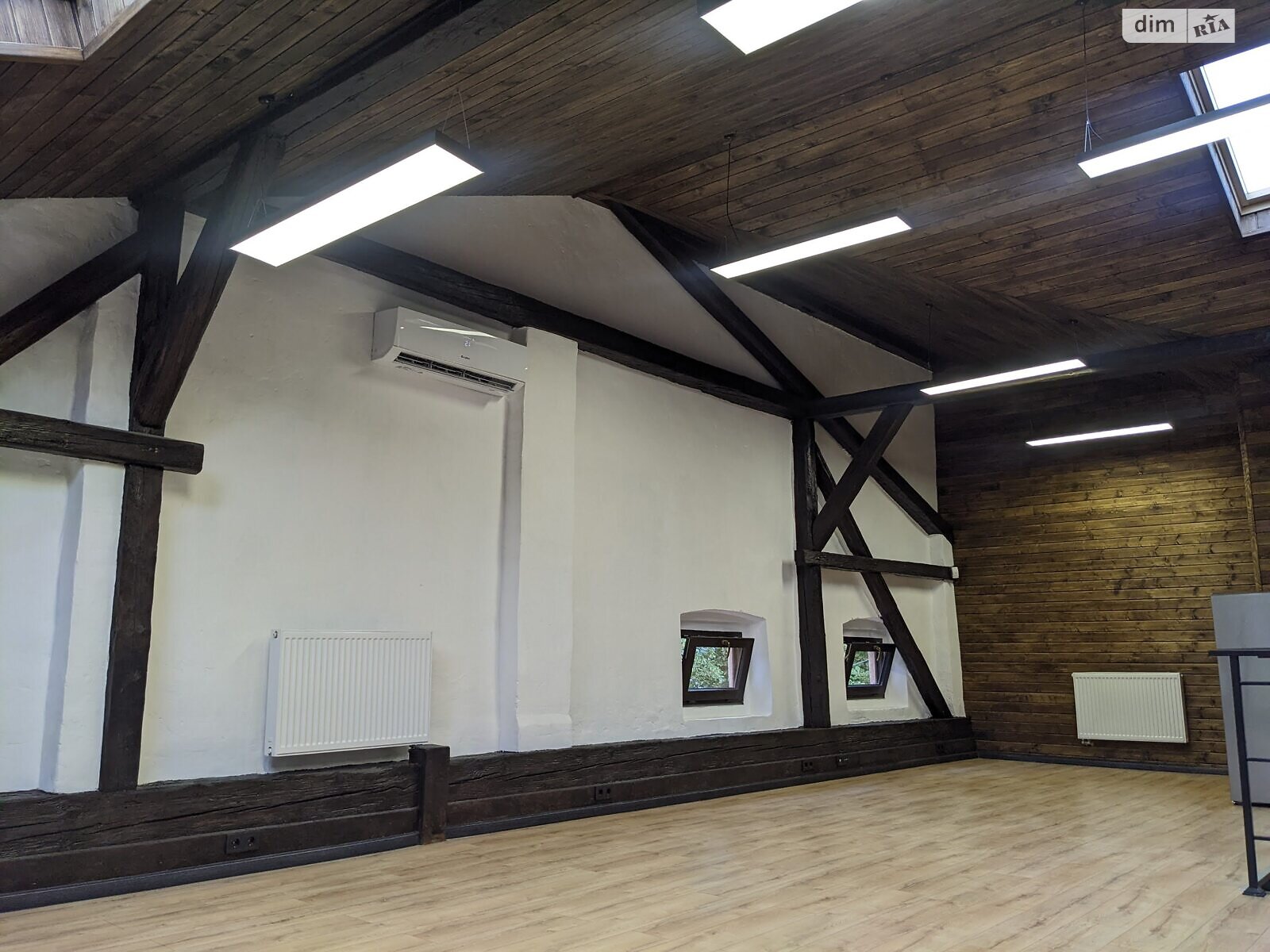 Аренда офисного помещения в Ивано-Франковске, Гетьмана Ивана Мазепы улица 20, помещений - 2, этаж - 3 фото 1 Аренда офисного помещения в Ивано-Франковске, Гетьмана Ивана Мазепы улица 20, помещений - 2, этаж - 3 фото 1