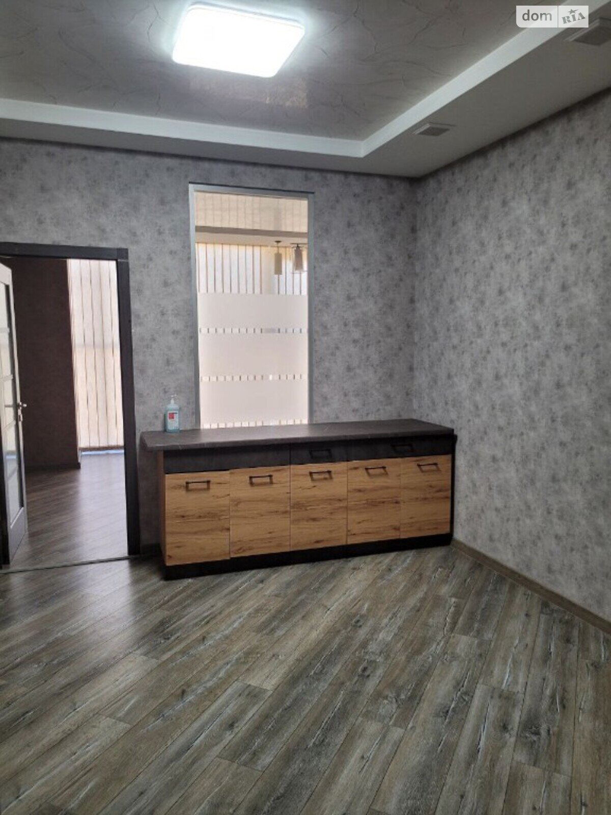 Аренда офисного помещения в Ивано-Франковске, Грушевского улица, помещений - 5, этаж - 6 фото 1