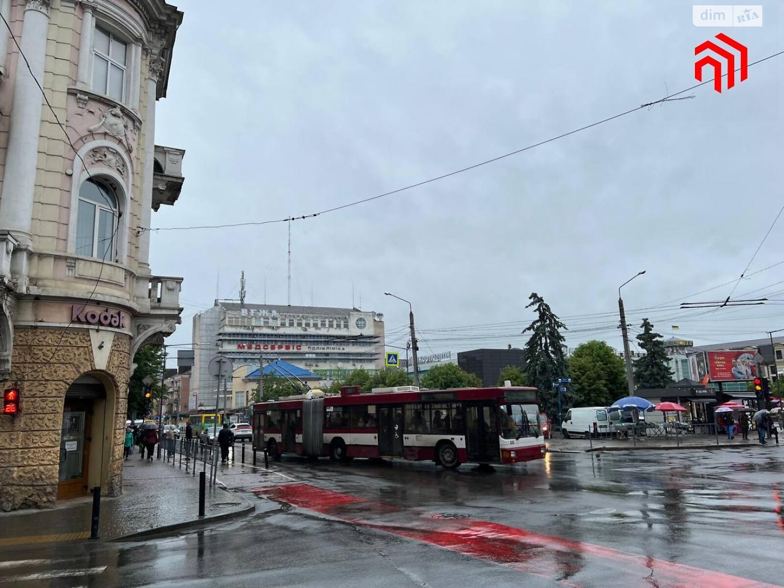 Аренда офисного помещения в Ивано-Франковске, Гузара, помещений - 1, этаж - 3 фото 1 Аренда офисного помещения в Ивано-Франковске, Гузара, помещений - 1, этаж - 3 фото 1