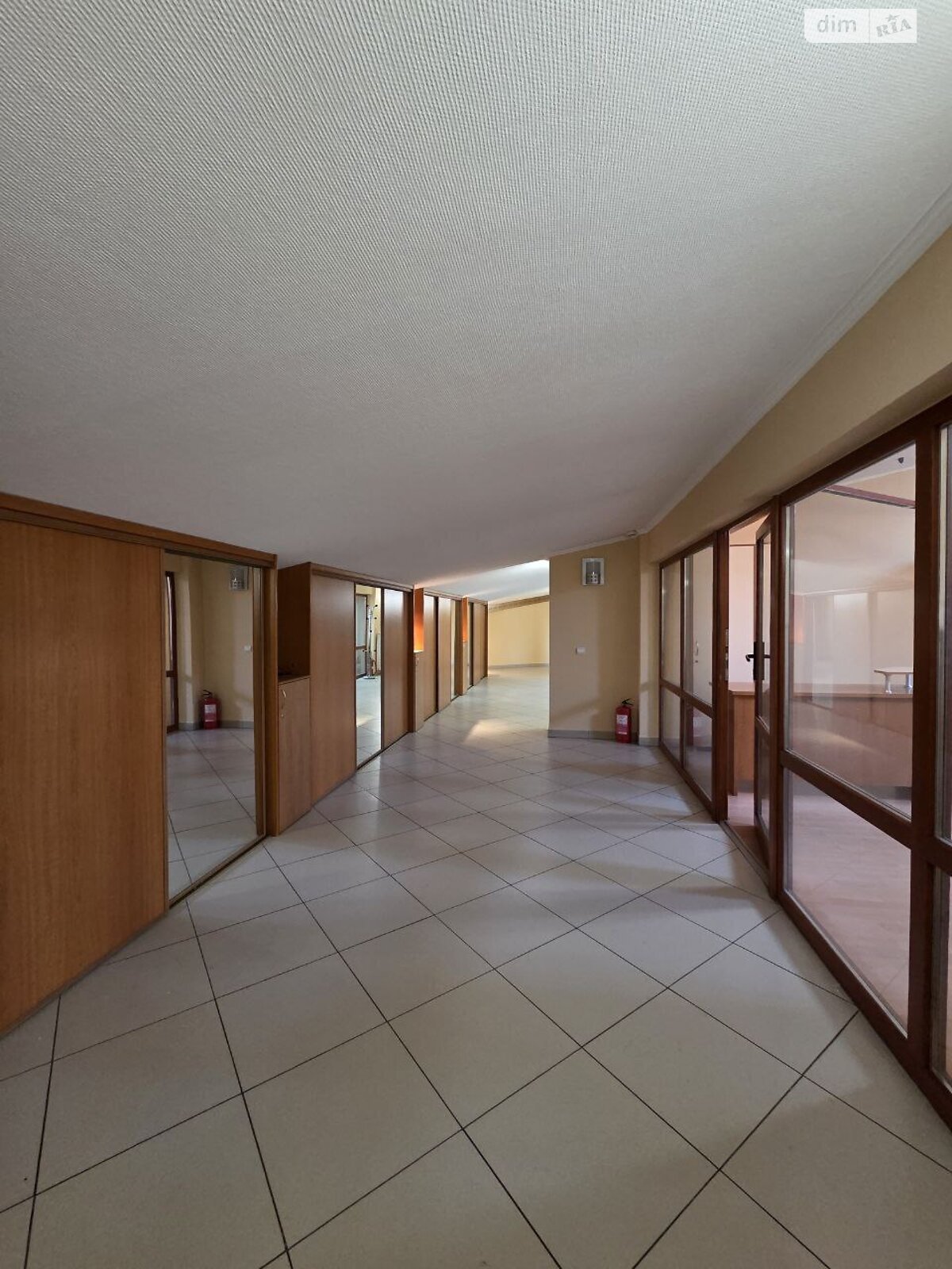 Аренда офисного помещения в Ивано-Франковске, Кардинала Любомира Гузара улица 34, помещений - 5, этаж - 5 фото 1