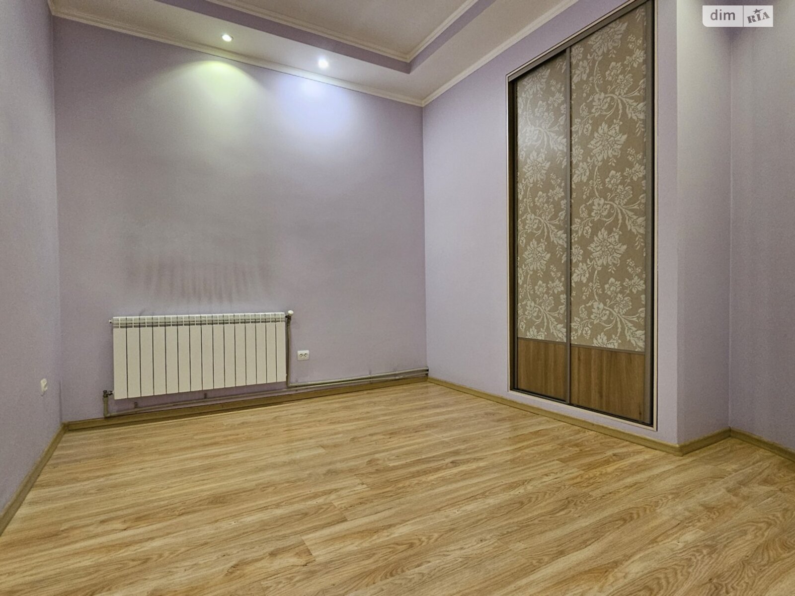 Аренда офисного помещения в Ивано-Франковске, Курбаса Леся улица 4, помещений - 1, этаж - 1 фото 1 Аренда офисного помещения в Ивано-Франковске, Курбаса Леся улица 4, помещений - 1, этаж - 1 фото 1