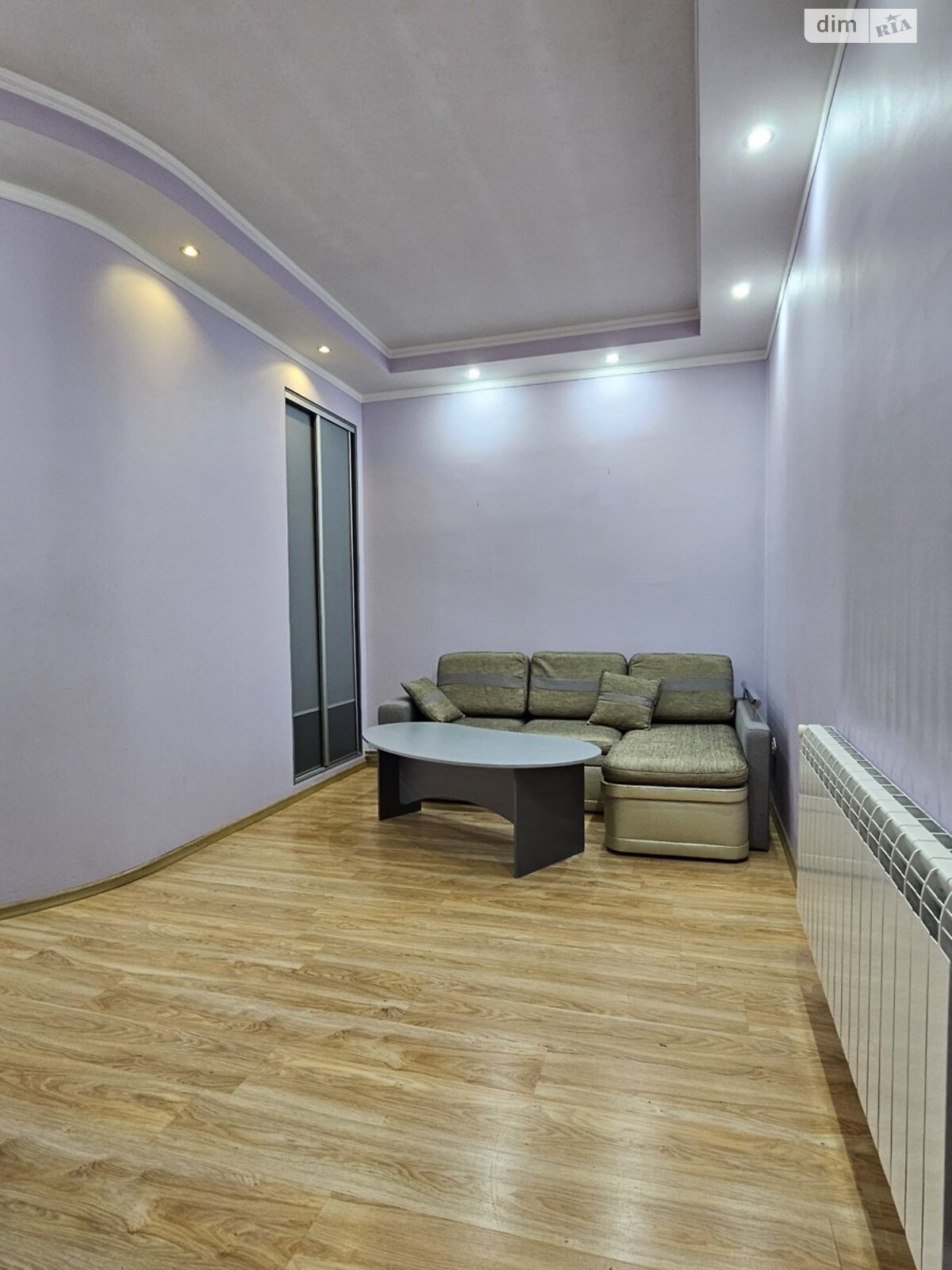 Аренда офисного помещения в Ивано-Франковске, Курбаса Леся улица 4, помещений - 1, этаж - 1 фото 1 Аренда офисного помещения в Ивано-Франковске, Курбаса Леся улица 4, помещений - 1, этаж - 1 фото 1