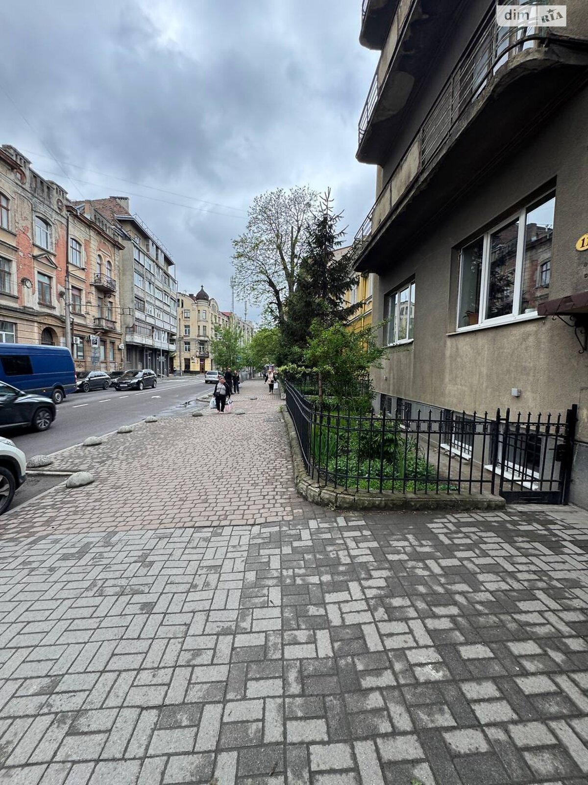 Оренда офісного приміщення в Івано-Франківську, Михайла Мулика (Гаркуші) вулиця 11А, приміщень - 2 фото 1 Оренда офісного приміщення в Івано-Франківську, Михайла Мулика (Гаркуші) вулиця 11А, приміщень - 2 фото 1