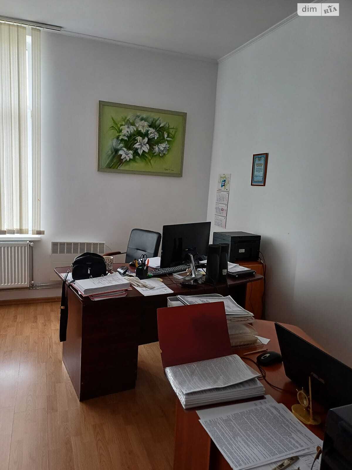 Оренда офісного приміщення в Івано-Франківську, Незалежності вулиця 4, приміщень - 3, поверх - 4 фото 1 Оренда офісного приміщення в Івано-Франківську, Незалежності вулиця 4, приміщень - 3, поверх - 4 фото 1