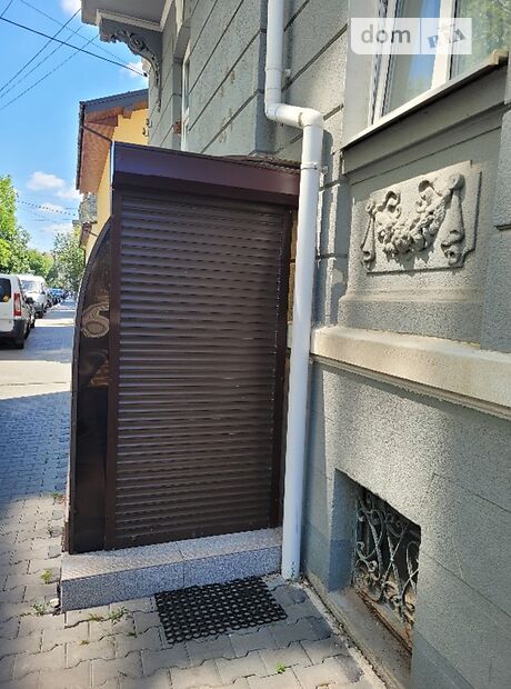 Аренда офисного помещения в Ивано-Франковске, Озаркевича Евгения улица, помещений - 1 фото 1 Аренда офисного помещения в Ивано-Франковске, Озаркевича Евгения улица, помещений - 1 фото 1