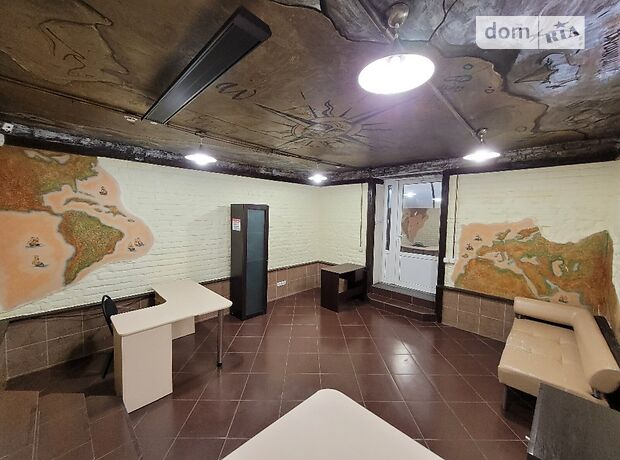 Аренда офисного помещения в Ивано-Франковске, Озаркевича Евгения улица, помещений - 1 фото 1 Аренда офисного помещения в Ивано-Франковске, Озаркевича Евгения улица, помещений - 1 фото 1