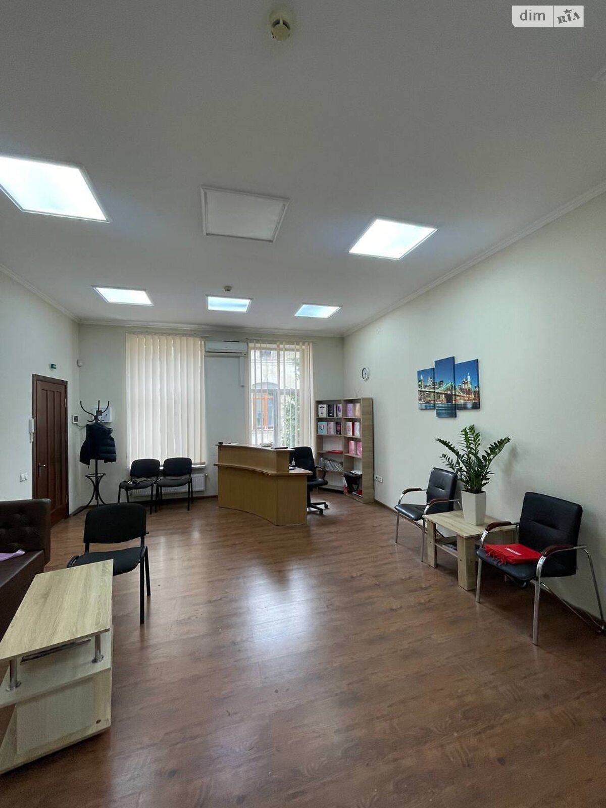 Аренда офисного помещения в Ивано-Франковске, Шопена улица, помещений - 3, этаж - 2 фото 1