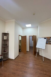 Аренда офисного помещения в Ивано-Франковске, Шопена улица, помещений - 3, этаж - 2 фото 2