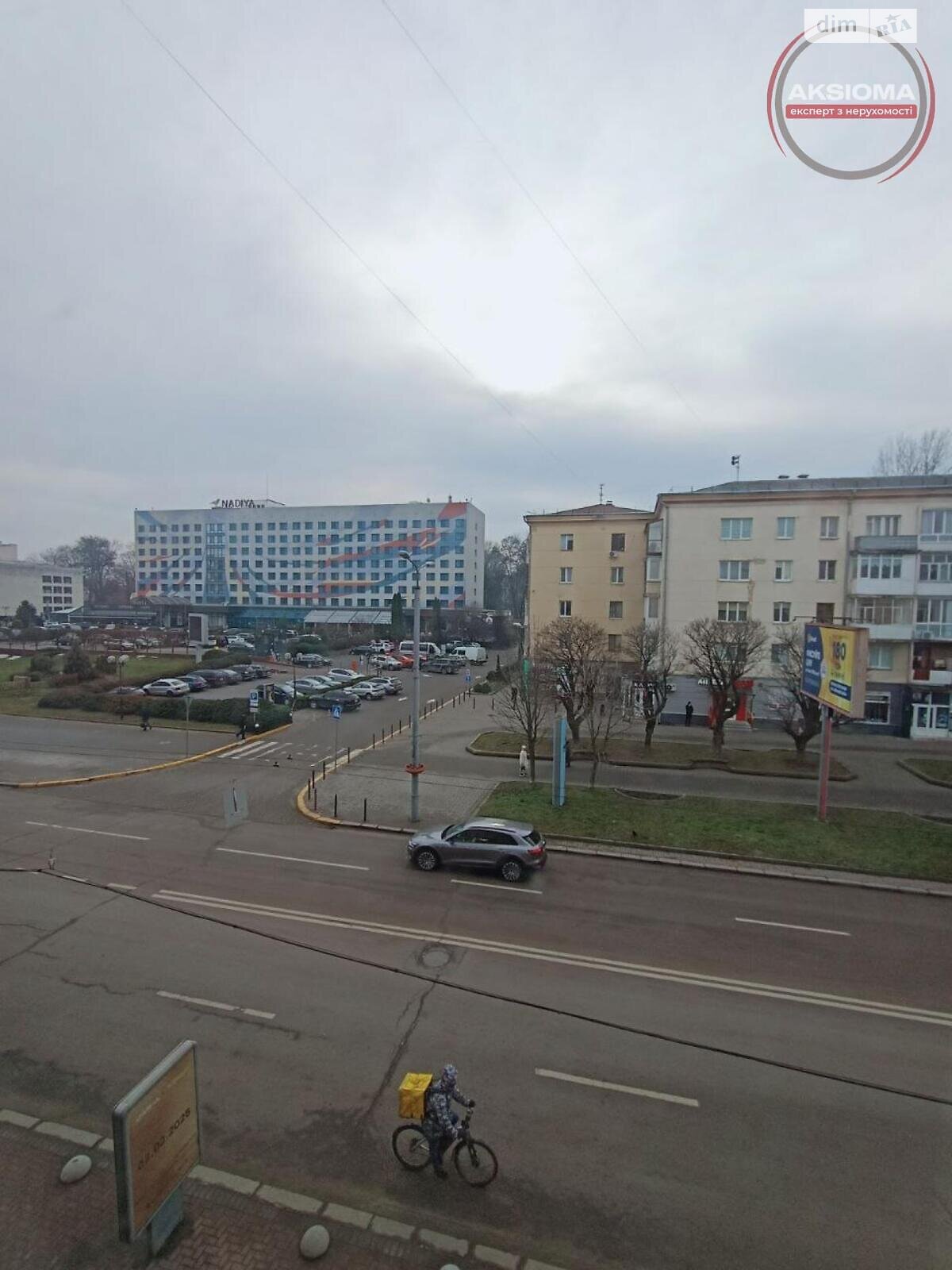 Аренда офисного помещения в Ивано-Франковске, Советская улица, помещений - 1, этаж - 3 фото 1 Аренда офисного помещения в Ивано-Франковске, Советская улица, помещений - 1, этаж - 3 фото 1