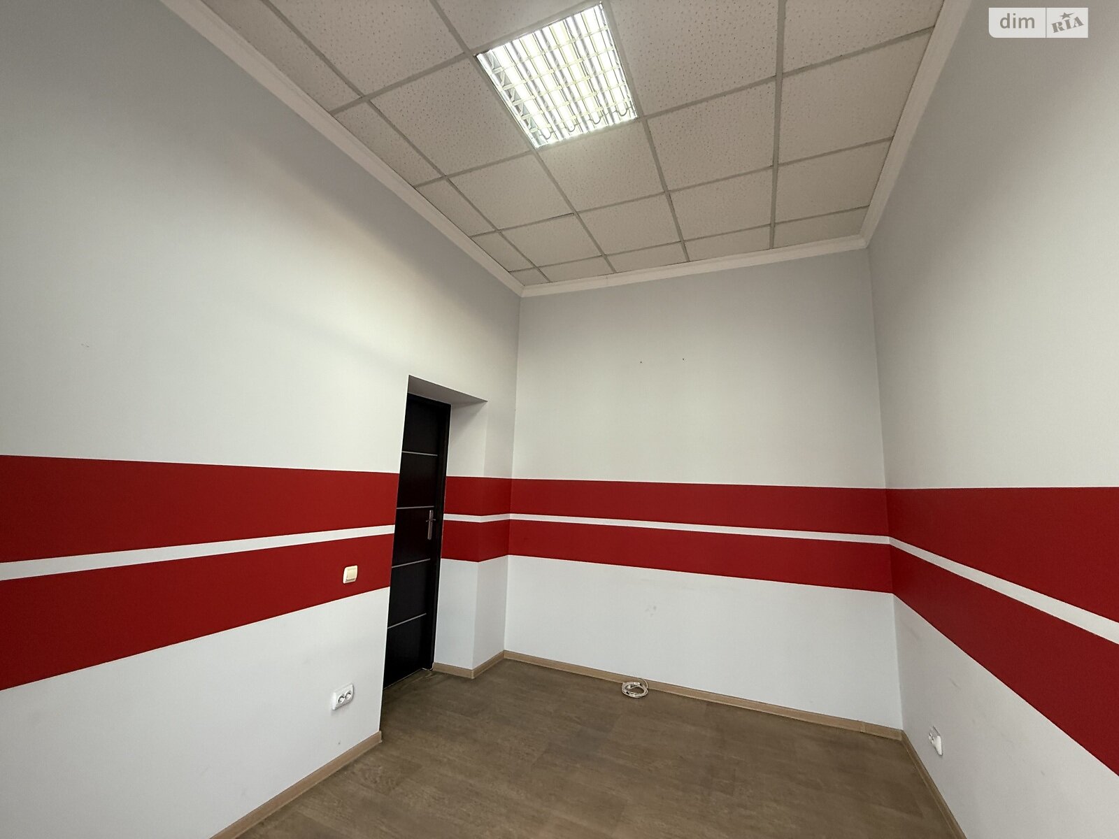 Аренда офисного помещения в Ивано-Франковске, Стрельцов Сечевых улица 3, помещений - 2, этаж - 2 фото 1
