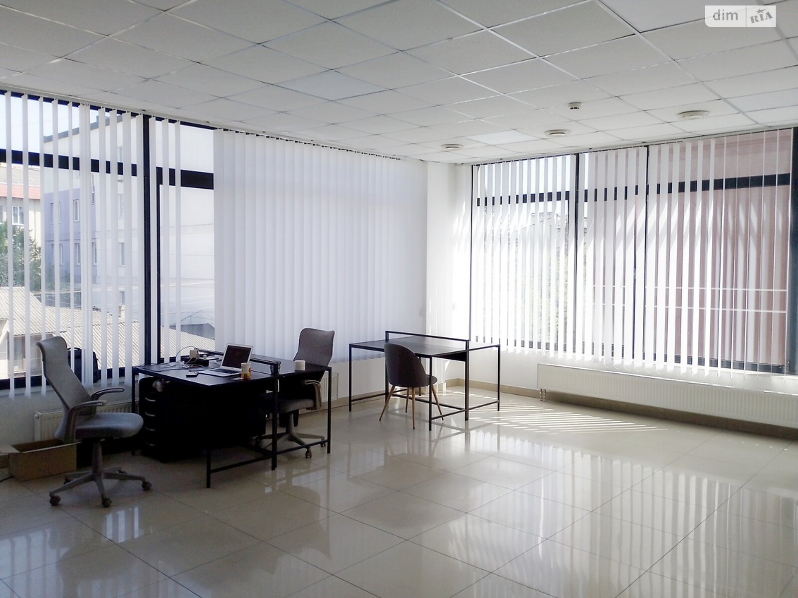 Аренда офисного помещения в Ивано-Франковске, Тычины улица, помещений - 7, этаж - 3 фото 1 Аренда офисного помещения в Ивано-Франковске, Тычины улица, помещений - 7, этаж - 3 фото 1