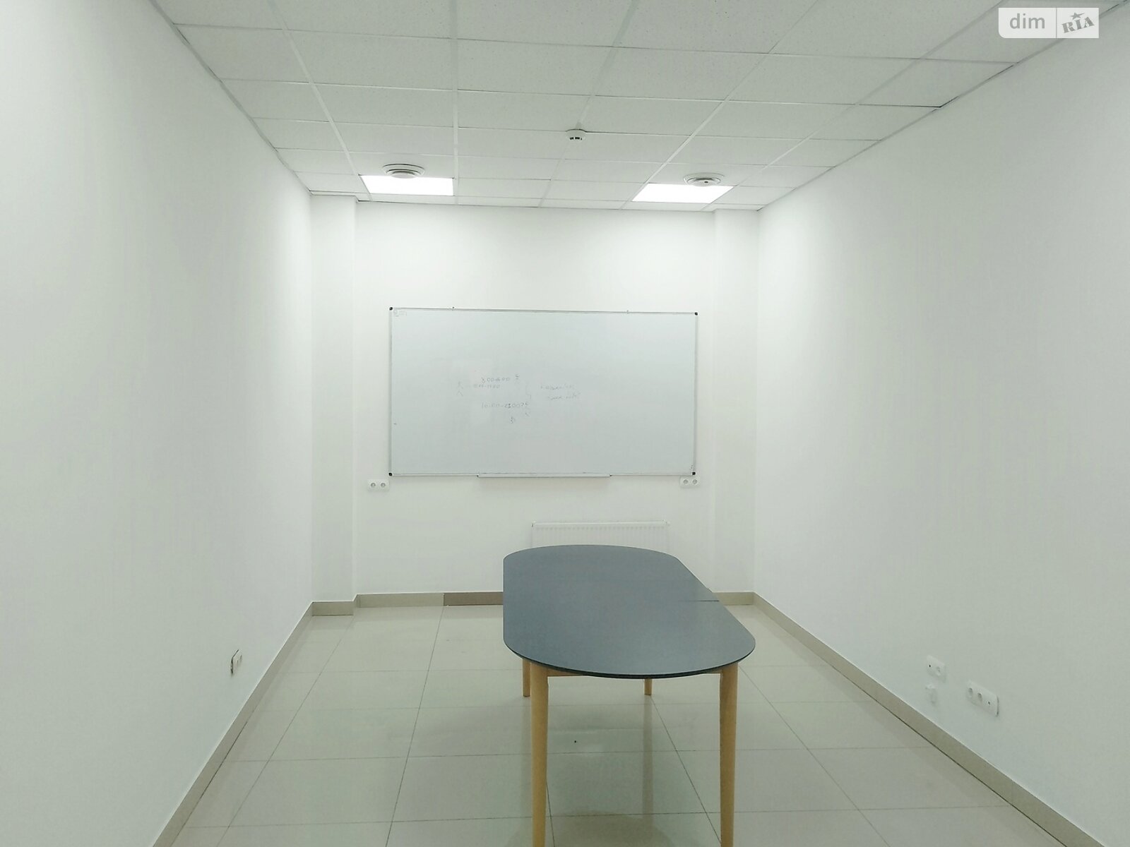 Аренда офисного помещения в Ивано-Франковске, Тычины улица, помещений - 7, этаж - 3 фото 1 Аренда офисного помещения в Ивано-Франковске, Тычины улица, помещений - 7, этаж - 3 фото 1