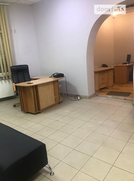 Аренда офисного помещения в Ивано-Франковске, Вагилевича И. (Фурманова) улица, помещений - 4, этаж - 1 фото 1 Аренда офисного помещения в Ивано-Франковске, Вагилевича И. (Фурманова) улица, помещений - 4, этаж - 1 фото 1