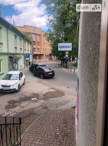Аренда офисного помещения в Ивано-Франковске, Вагилевича И. (Фурманова) улица, помещений - 4, этаж - 1 фото 1 Аренда офисного помещения в Ивано-Франковске, Вагилевича И. (Фурманова) улица, помещений - 4, этаж - 1 фото 1