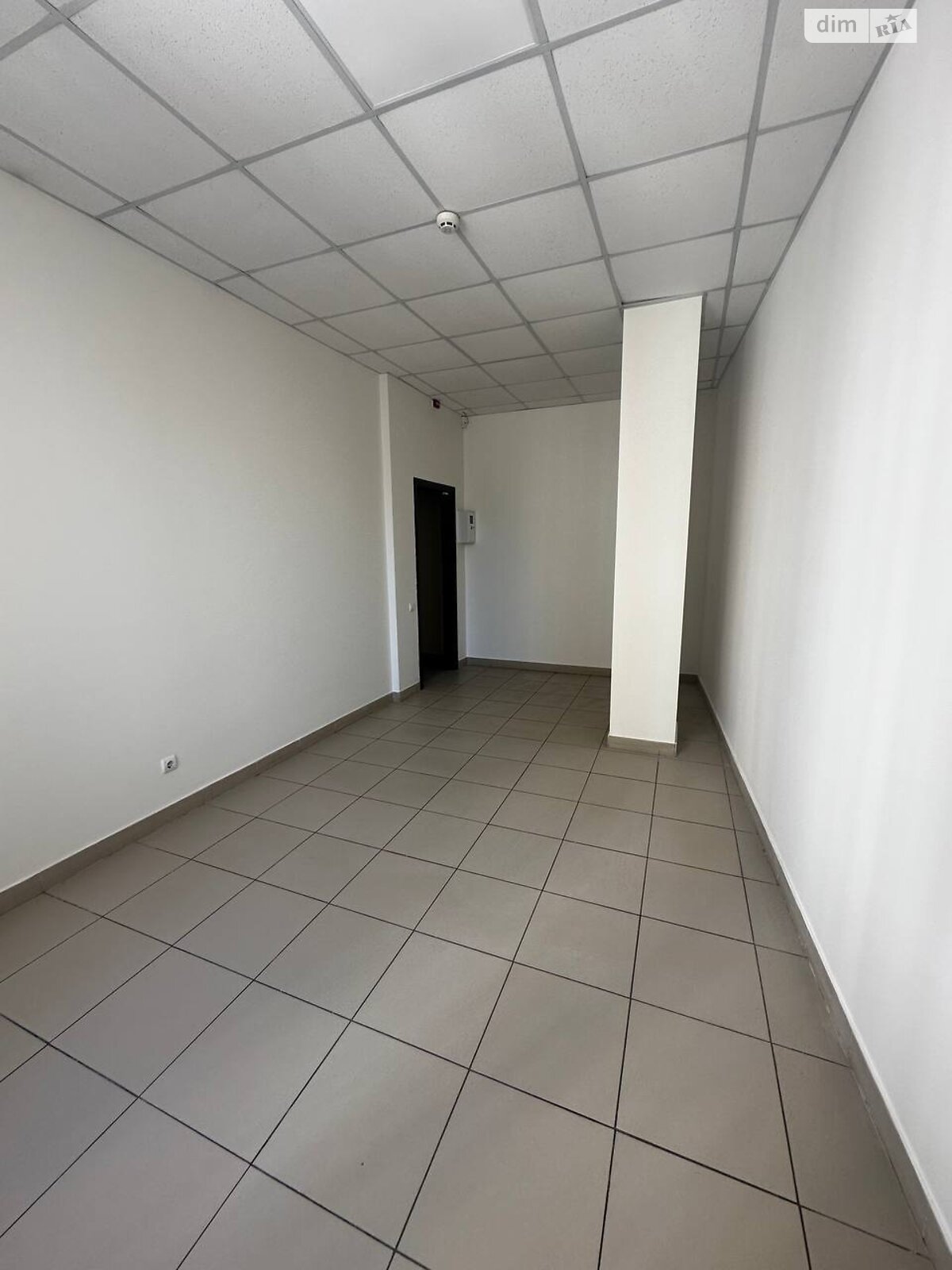 Аренда офисного помещения в Ивано-Франковске, Василиянок улица 12, помещений - 1, этаж - 2 фото 1