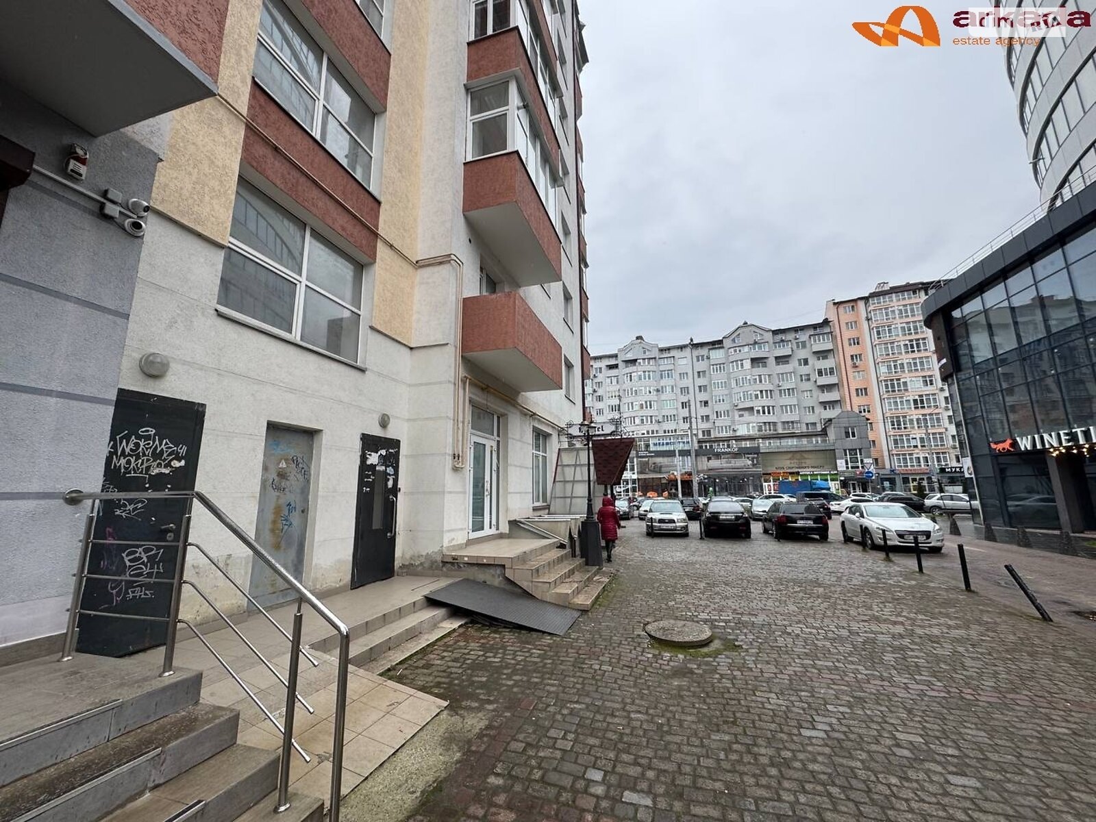 Аренда офисного помещения в Ивано-Франковске, Южный бульвар 21А, помещений - 3, этаж - 1 фото 1 Аренда офисного помещения в Ивано-Франковске, Южный бульвар 21А, помещений - 3, этаж - 1 фото 1