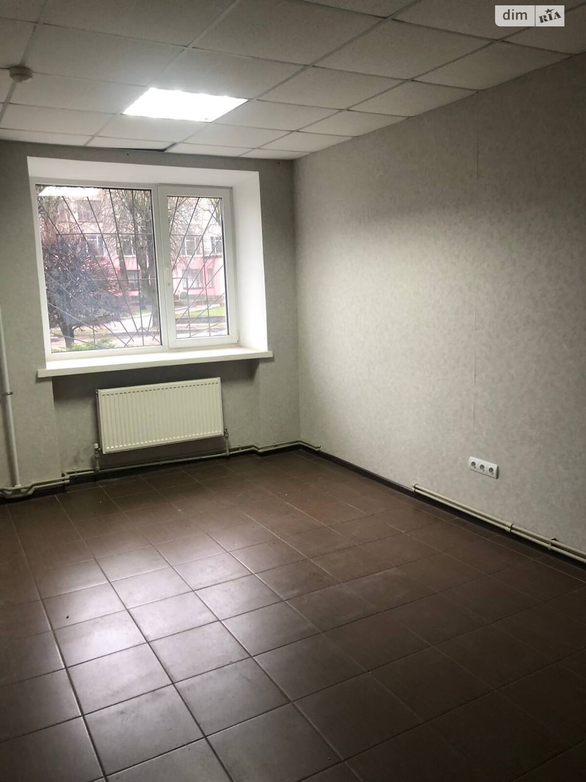 Оренда офісного приміщення в Житомирі, Степана Бандери вулиця, приміщень - 1, поверх - 1 фото 1 Оренда офісного приміщення в Житомирі, Степана Бандери вулиця, приміщень - 1, поверх - 1 фото 1