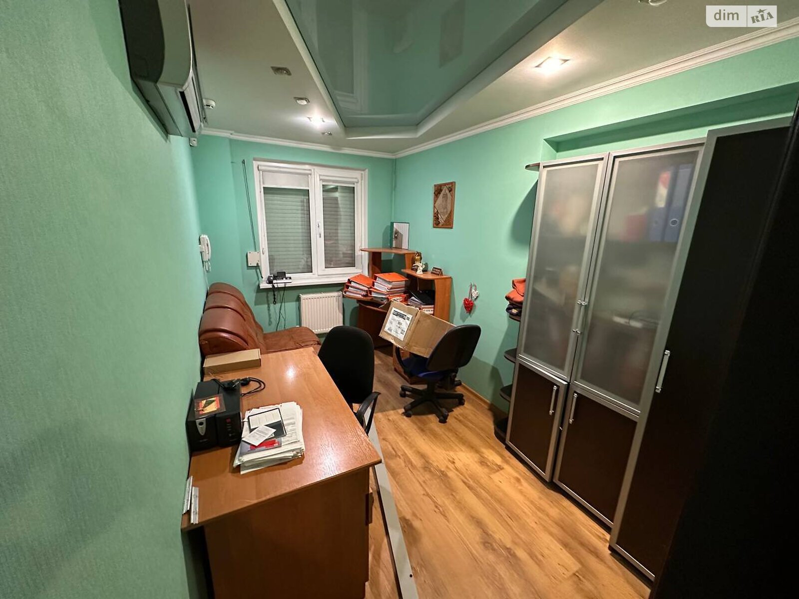 Аренда офисного помещения в Житомире, Украинки Леси улица 12, помещений - 5, этаж - 1 фото 1
