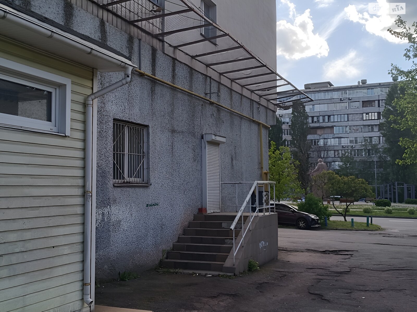 Аренда офисного помещения в Киеве, Берестейский (Победы) проспект 114/2, помещений - 1, этаж - 1 фото 1 Аренда офисного помещения в Киеве, Берестейский (Победы) проспект 114/2, помещений - 1, этаж - 1 фото 1