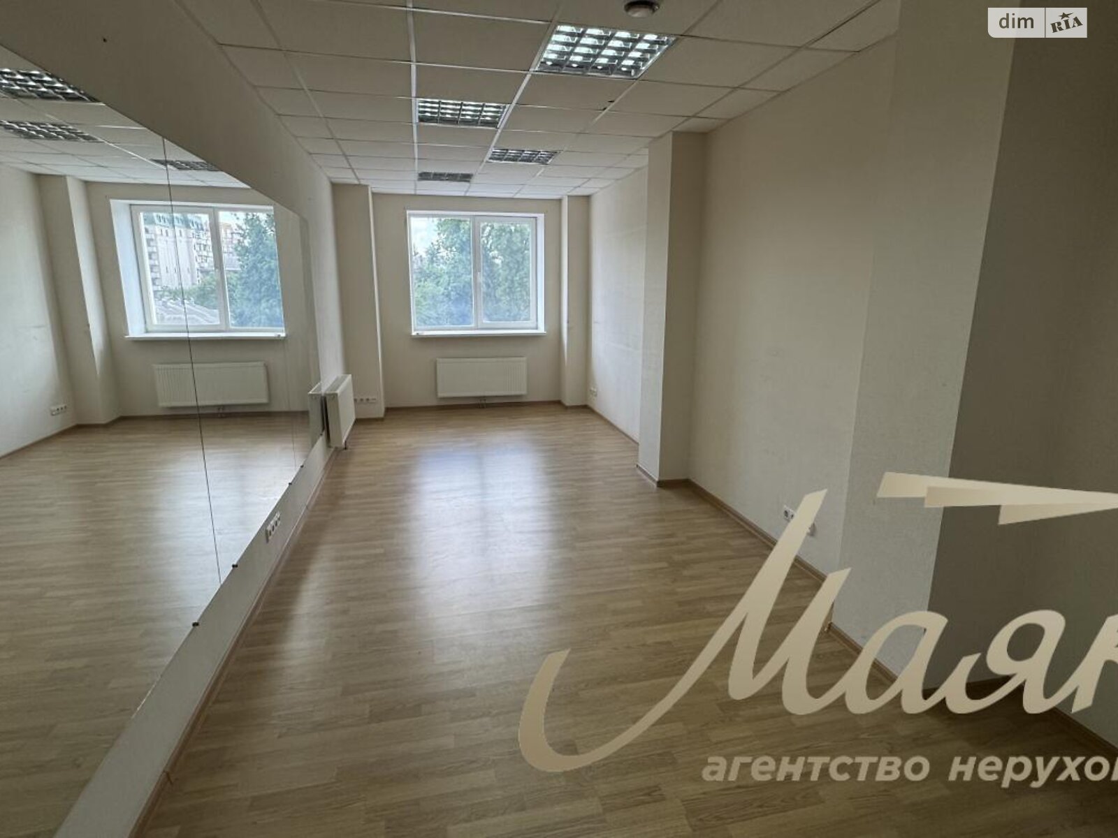 Оренда офісного приміщення в Києві, Ярославська вулиця 56, приміщень - 4, поверх - 5 фото 1 Оренда офісного приміщення в Києві, Ярославська вулиця 56, приміщень - 4, поверх - 5 фото 1