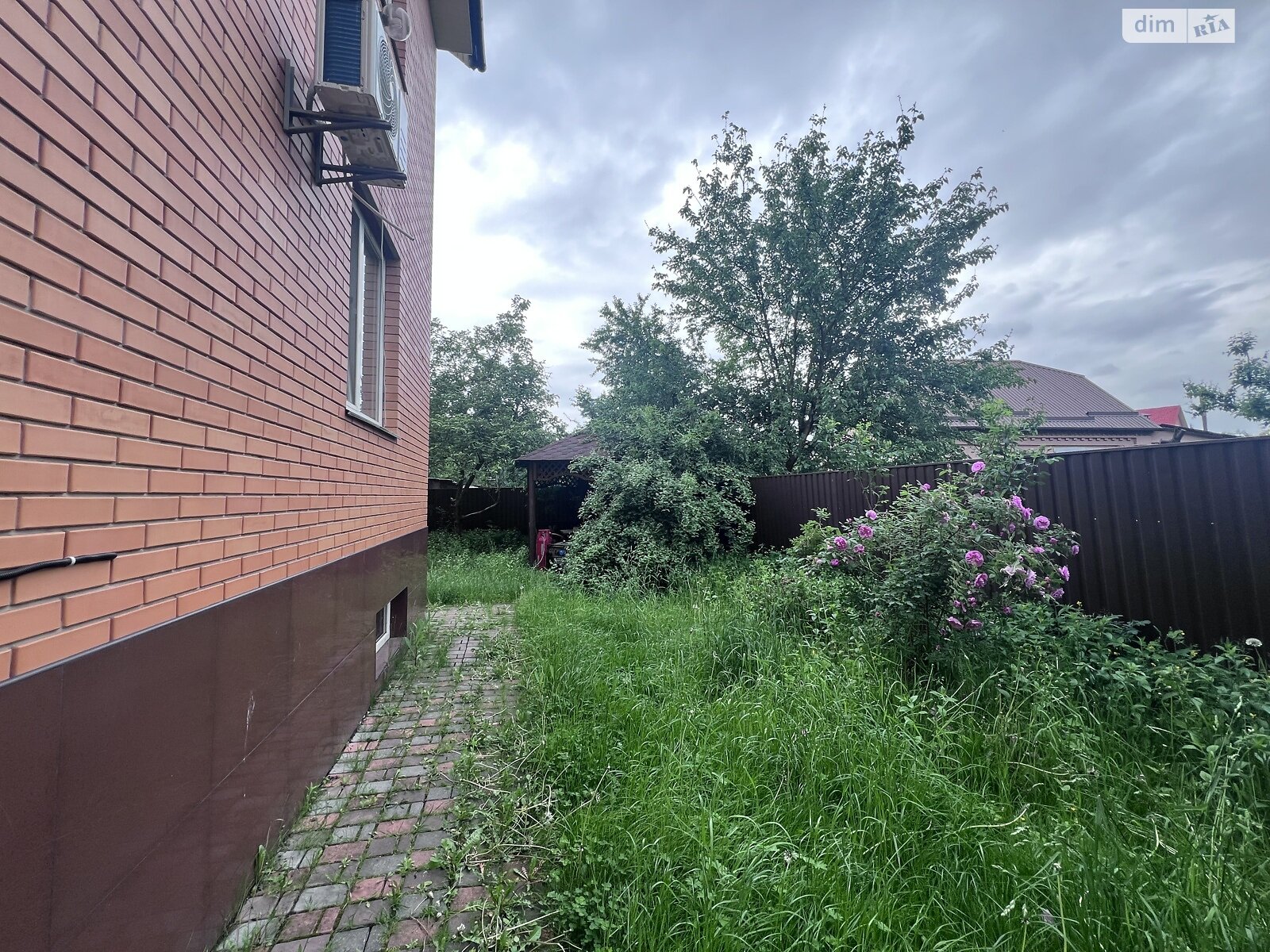 Аренда офисного помещения в Киеве, Куприна улица, помещений - 4, этаж - 1 фото 1 Аренда офисного помещения в Киеве, Куприна улица, помещений - 4, этаж - 1 фото 1