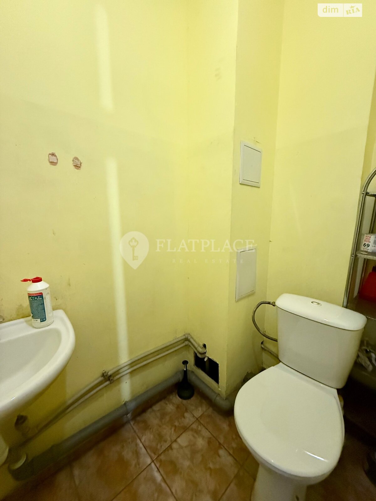 Аренда офисного помещения в Киеве, Осенняя улица 33, помещений - 3, этаж - 2 фото 1 Аренда офисного помещения в Киеве, Осенняя улица 33, помещений - 3, этаж - 2 фото 1