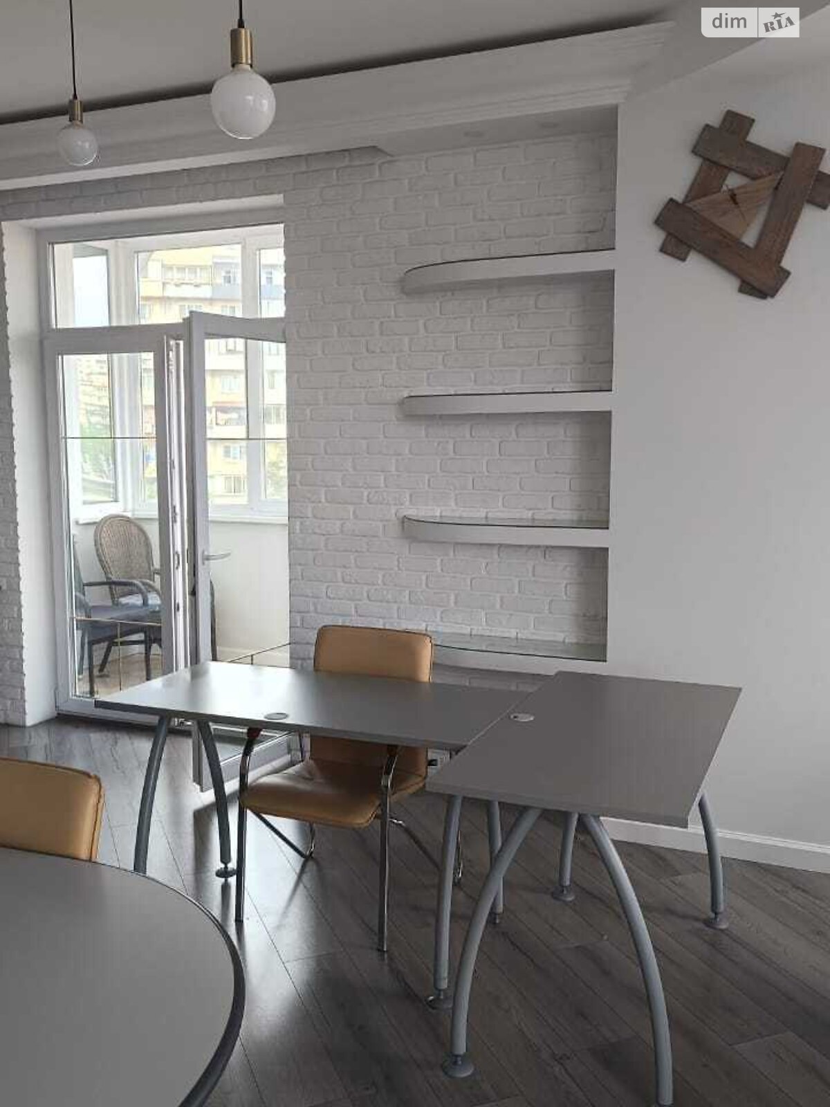 Аренда офисного помещения в Киеве, Павла Тычины проспект 18Б, помещений - 4, этаж - 3 фото 1 Аренда офисного помещения в Киеве, Павла Тычины проспект 18Б, помещений - 4, этаж - 3 фото 1