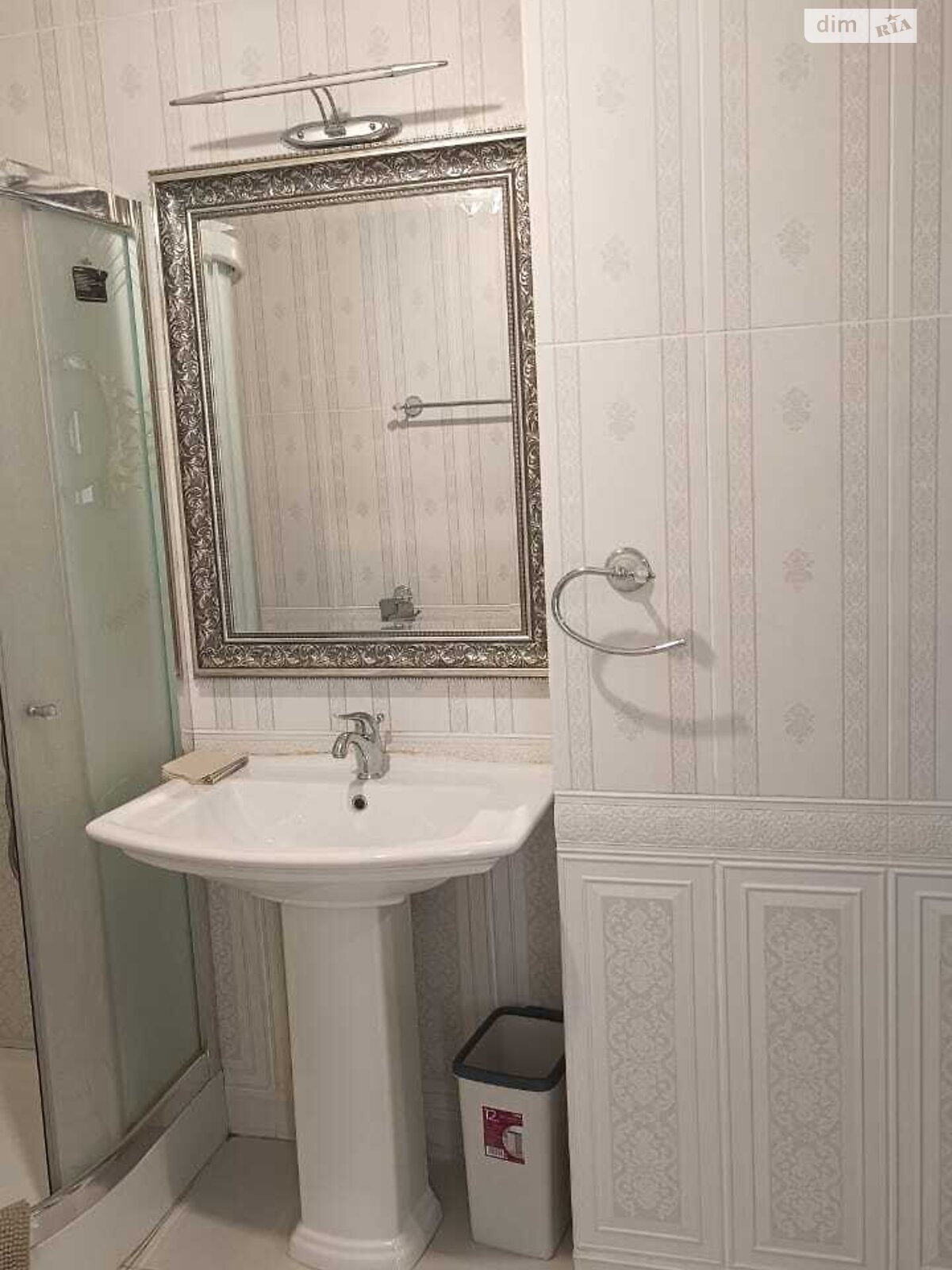 Аренда офисного помещения в Киеве, Павла Тычины проспект 18Б, помещений - 4, этаж - 3 фото 1 Аренда офисного помещения в Киеве, Павла Тычины проспект 18Б, помещений - 4, этаж - 3 фото 1